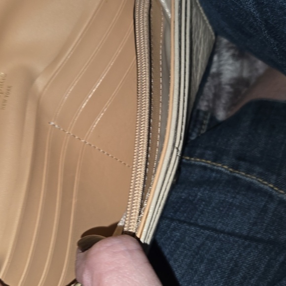 Kate Spade Cream Wallet with Intricate Floral Cutout Design - Picture 8 of 11